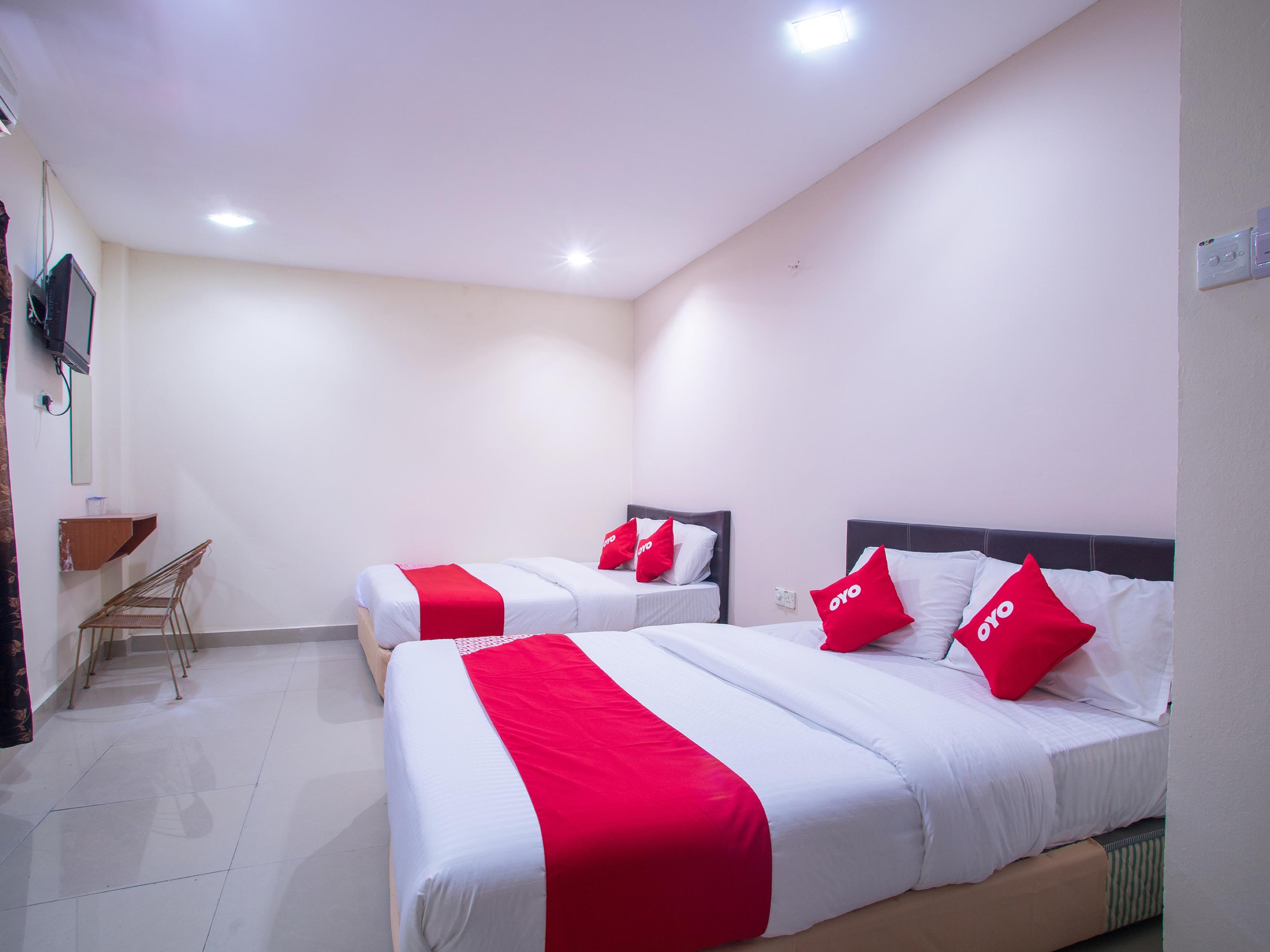 Oyo 44010 Royals Star Hotel Seremban Buitenkant foto