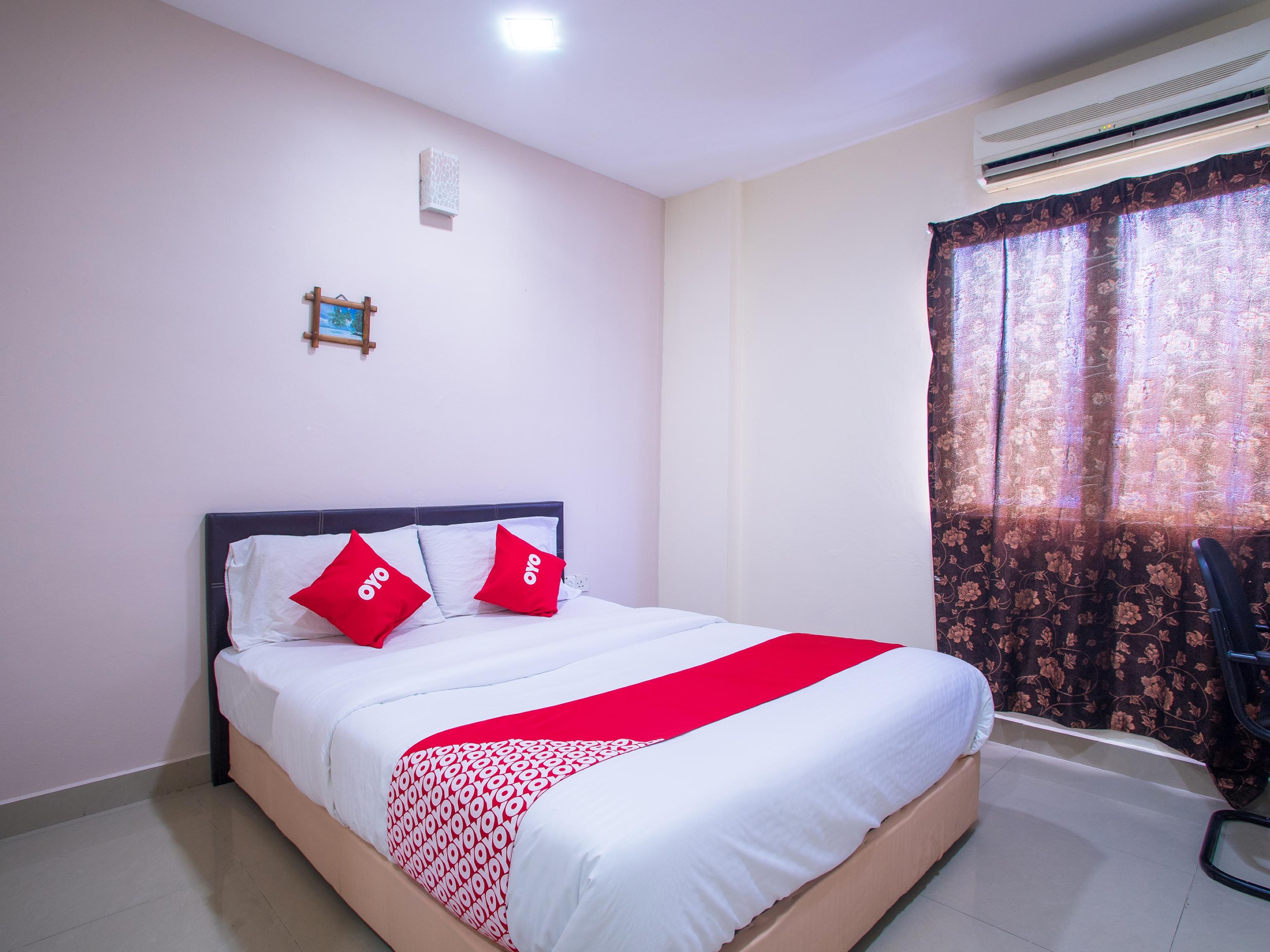 Oyo 44010 Royals Star Hotel Seremban Buitenkant foto